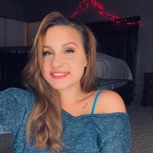 Meet your Posher, Sharlene